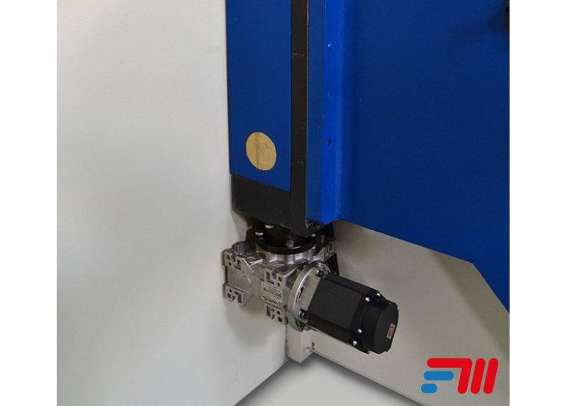 Листогибы с поворотной балкой Fastech Machinery серии FMA
