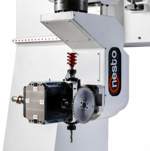 Пятиосевой обрабатывающий центр по дереву с ЧПУ NESTO Maestro 5 Axis CNC