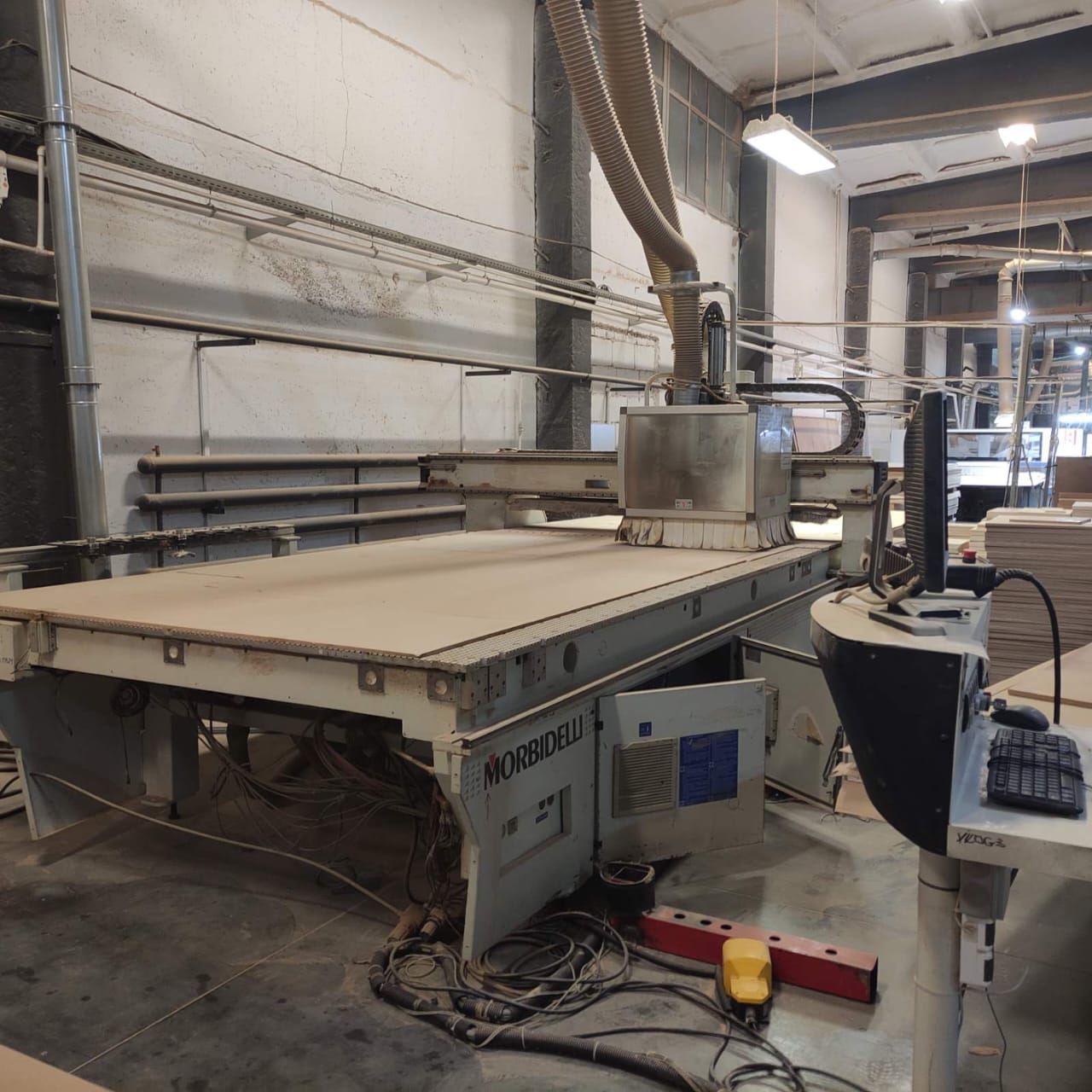 Обрабатывающий центр SCM Morbidelli UNIVERSAL NB 3622