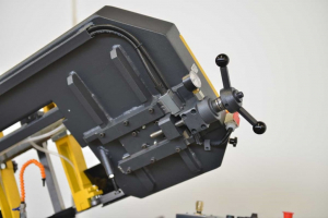 Полуавтоматический ленточнопильный станок Beka-Mak BMSY-280