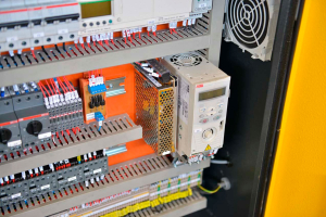 Автоматический ленточнопильный станок Beka-Mak BMSO-360С