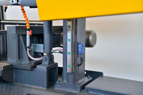 Автоматический ленточнопильный станок Beka-Mak BMSO-360С