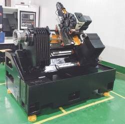 Токарный обрабатывающий центр с ЧПУ NINGBO BLIN MACHINERY модели BL-H50Q