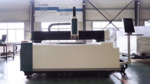 Установка лазерного раскроя OREE LASER EH3015 3000W Raycus