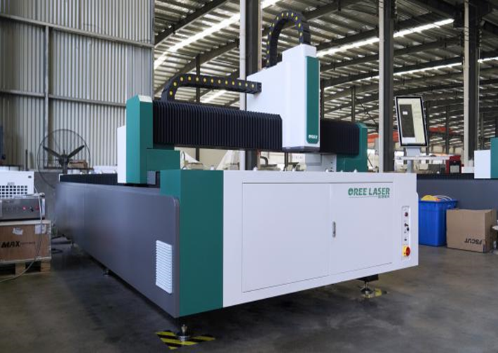 Установка лазерного раскроя OREE LASER FH6015 6000W RAYCUS