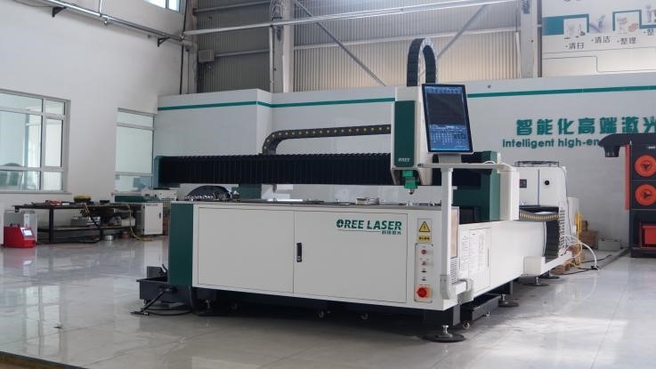 Установка лазерного раскроя OREE LASER FM6015AT6 3000W RAYCUS
