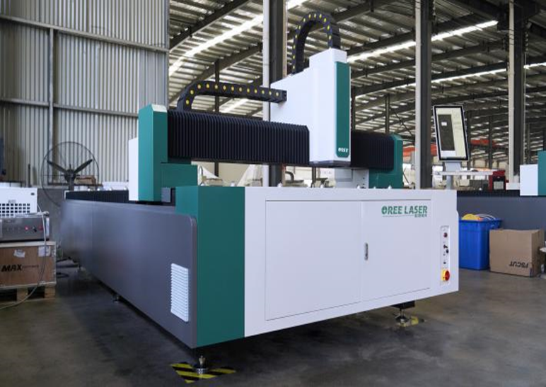 Установка лазерного раскроя OREE LASER FM6025A 6000W RAYCUS