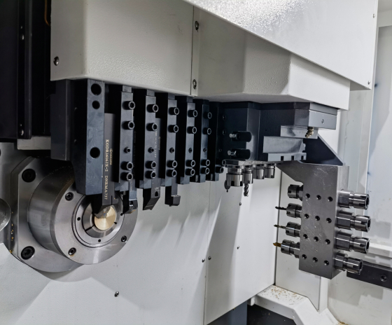 Автомат продольного точения BLIN MACHINERY BL CSL 325 Fanuc