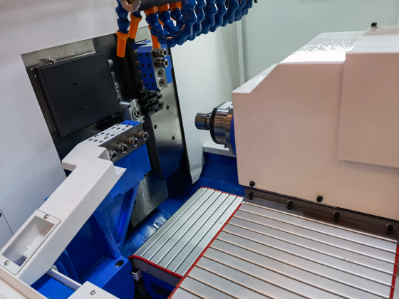 Автомат продольного точения BLIN Machinery CSL 125 Fanuc