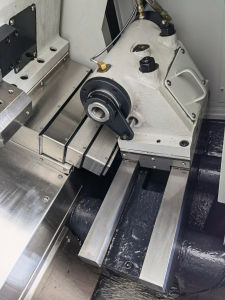 Токарный станок с ЧПУ с наклонной станиной BLIN MACHINERY BL S200 H Syntec