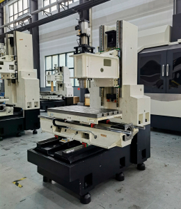 Фрезерный обрабатывающий центр с ЧПУ BLIN MACHINERY BL-V8S Fanuc