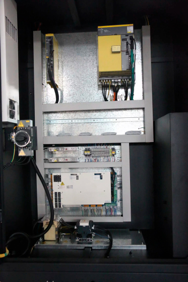 Фрезерный обрабатывающий центр с ЧПУ BLIN MACHINERY BL-V15S Fanuc