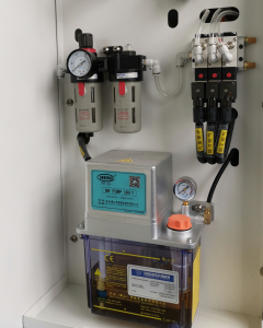 Фрезерный обрабатывающий центр с ЧПУ BLIN MACHINERY BL-S800