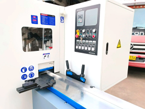 Четырехсторонний станок V-HOLD VH MB616А (servo)