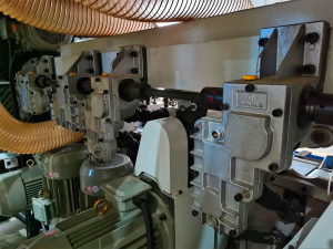 Четырехсторонний станок V-Hold VH MВ623АV (Servo)