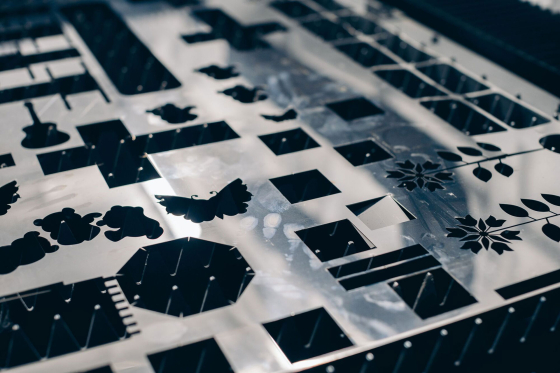 Лазерный станок с кабинетной защитой OREE LASER PH6015 1500W RAYCUS