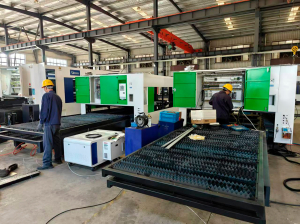 Лазерный станок с кабинетной защитой INTERLASER PRO C3015 6000W Raycus