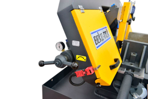 Автоматические ленточнопильные станки Beka-Mak BMSO-320L