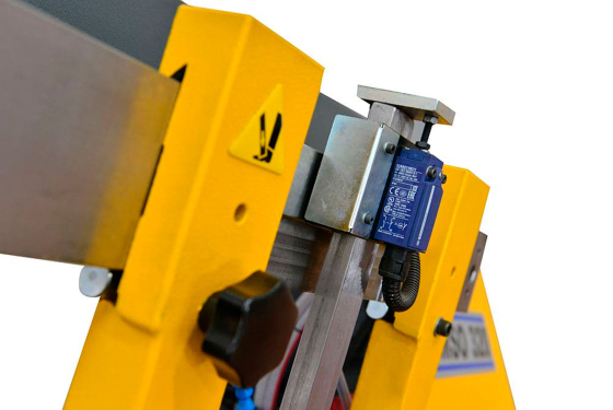 Автоматические ленточнопильные станки Beka-Mak BMSO-320L