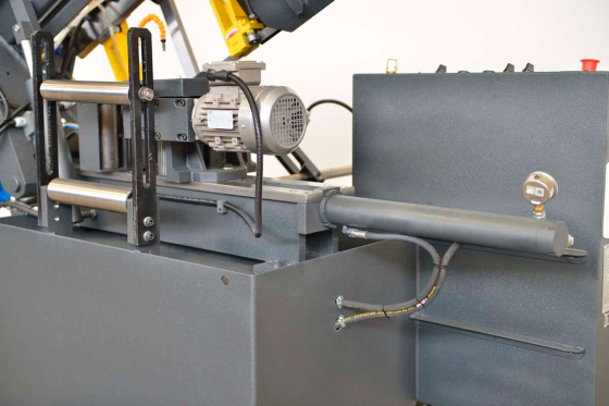 Автоматические ленточнопильные станки Beka-Mak BMSO-320L