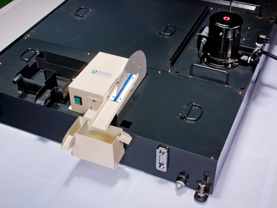 Вертикальный фрезерный обрабатывающий центр JHV-1100