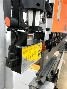 Гидравлический листогибочный пресс с ЧПУ Power Bend FALCON 3100-135