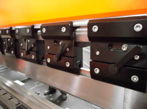 Гидравлический листогибочный пресс с ЧПУ ERMAKSAN SPEED BEND PRO 3100-100