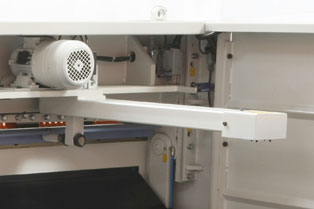 Гильотинные ножницы гидравлические с ЧПУ CNC ERMAKSAN HVR 3100-6